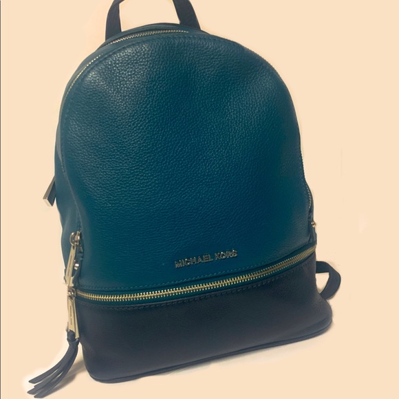 Michael Kors leather backpack - Picture 4 of 5